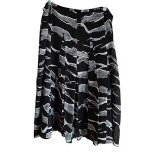 Jones New‎ York Silk Skirt Black White Flared Knee Length Womens Sixteen Petite